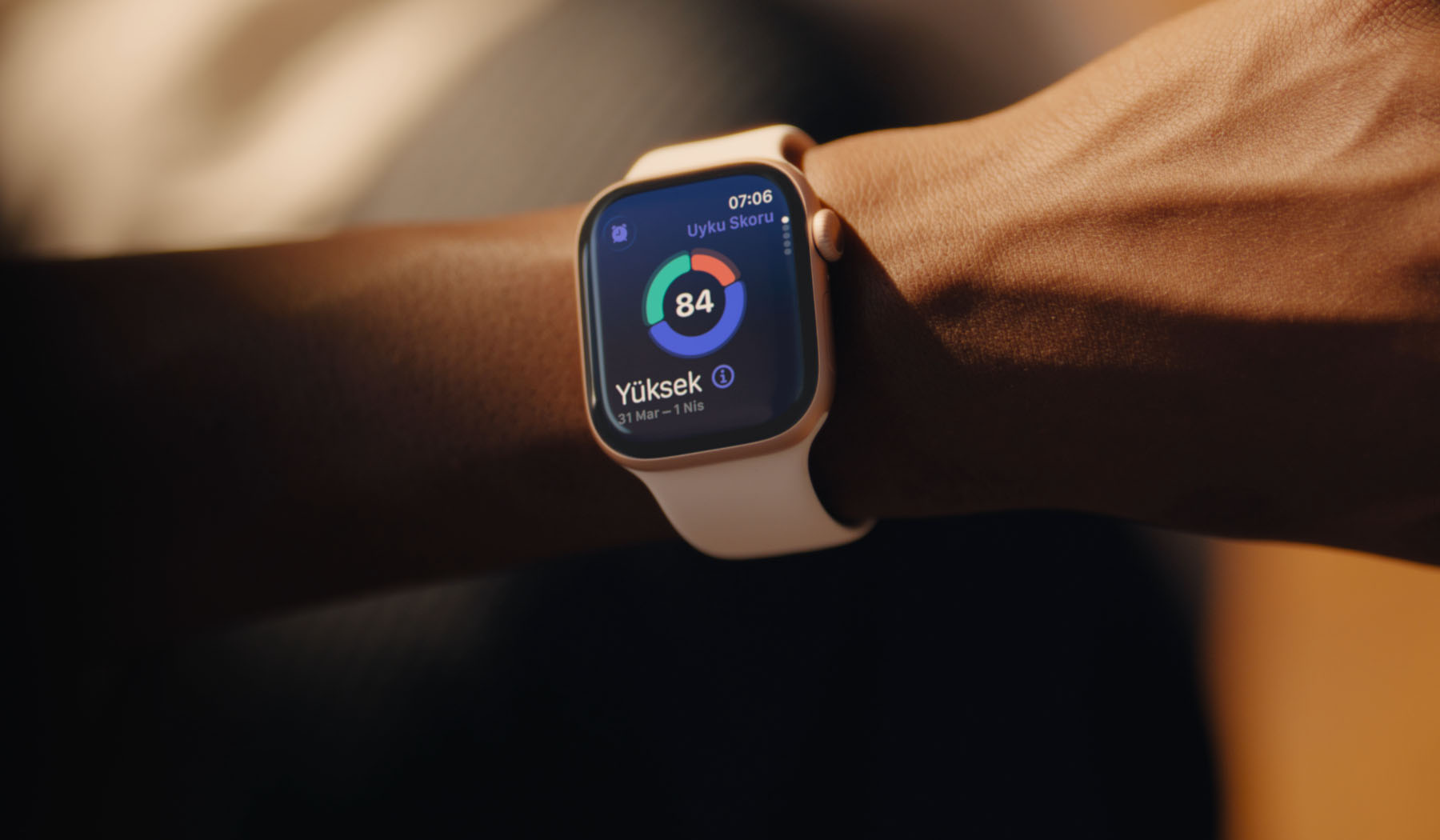 Apple Watch Series 11, uyku skoru, Koşu (Dış) antrenmanı, animasyon