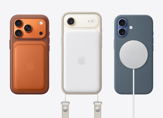 Nebeneinander angeordnet, iPhone 17 Pro Rückansicht mit angebrachtem Feingewebe Wallet mit MagSafe, iPhone Air Rückansicht in Lichtgold mit Crossbody Band und daran angebrachter MagSafe Batterie, iPhone Pro Rückansicht mit angebrachtem blauem Case und MagSafe Ladegerät